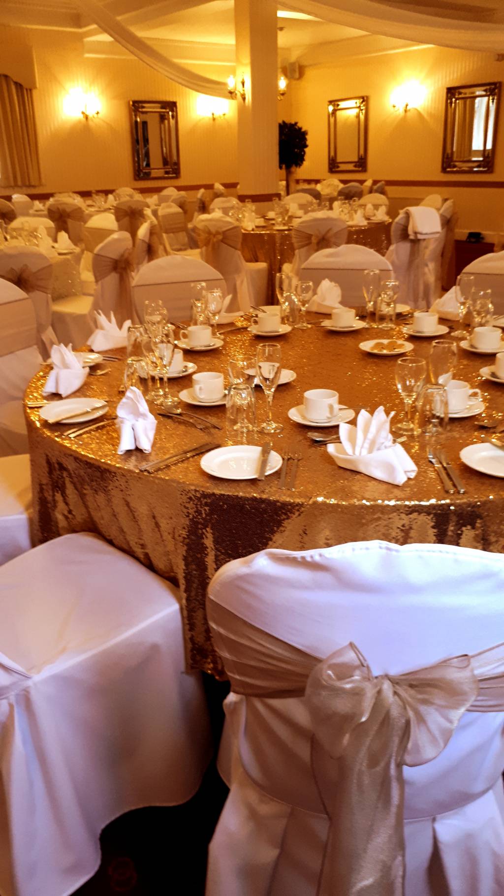 Image of golden sequin tablecloth  